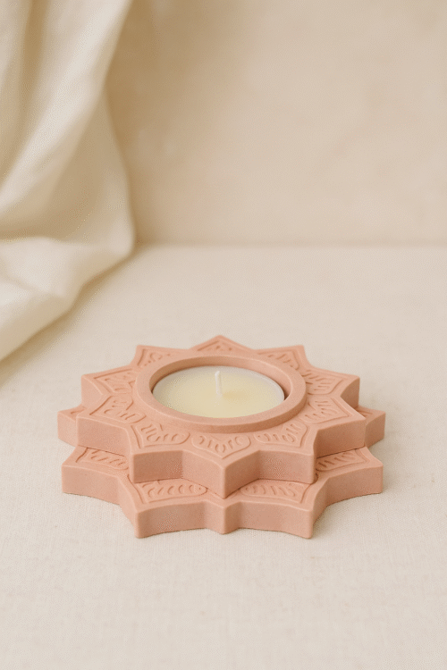 Rankų darbo žvakidė Rankų darbo žvakidė